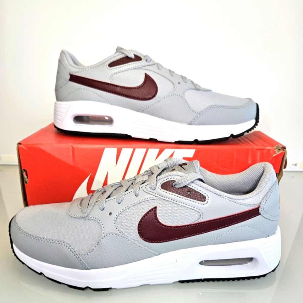 NIB Nike Air Max SC